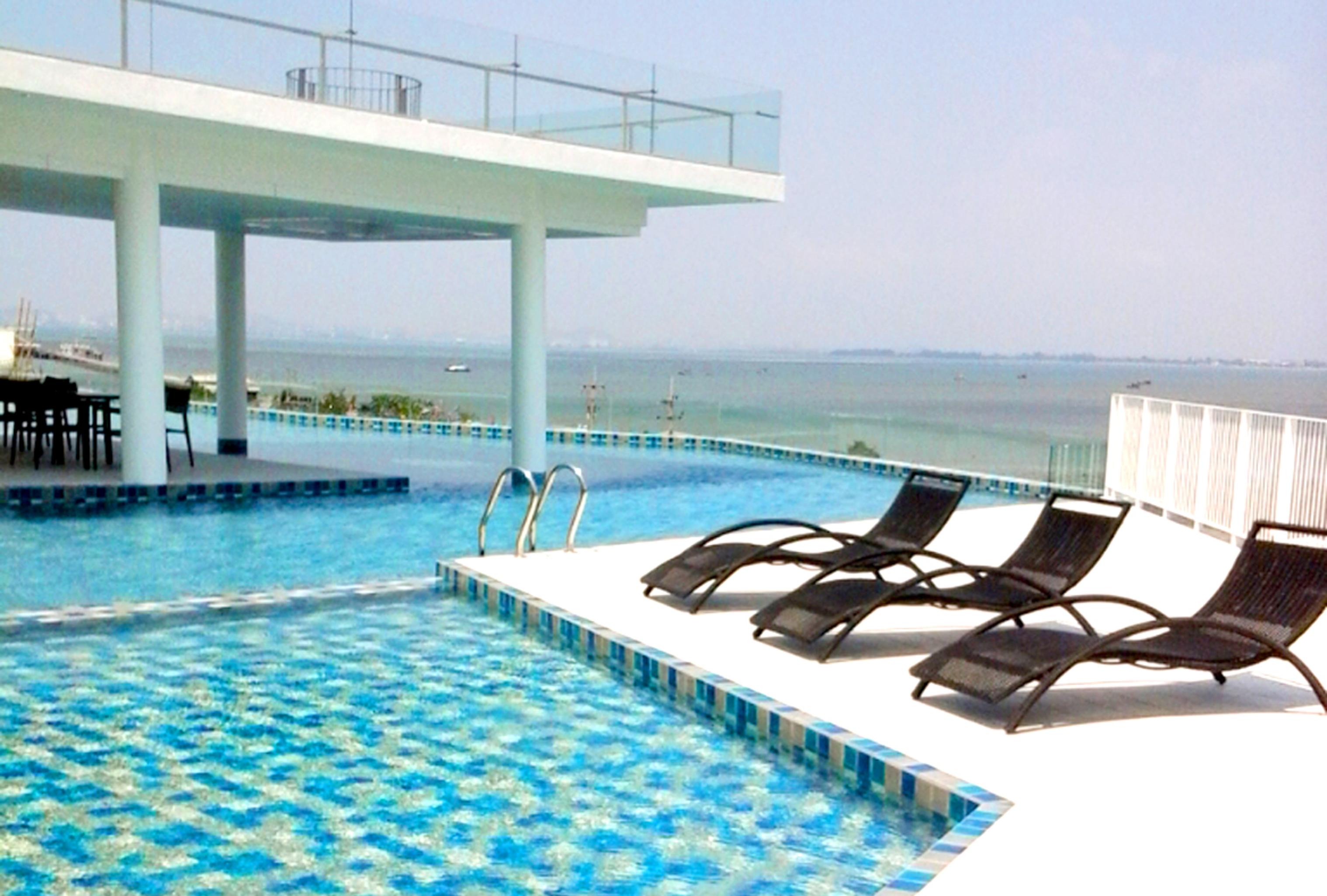 Tsix5 Hotel Паттая Екстер'єр фото