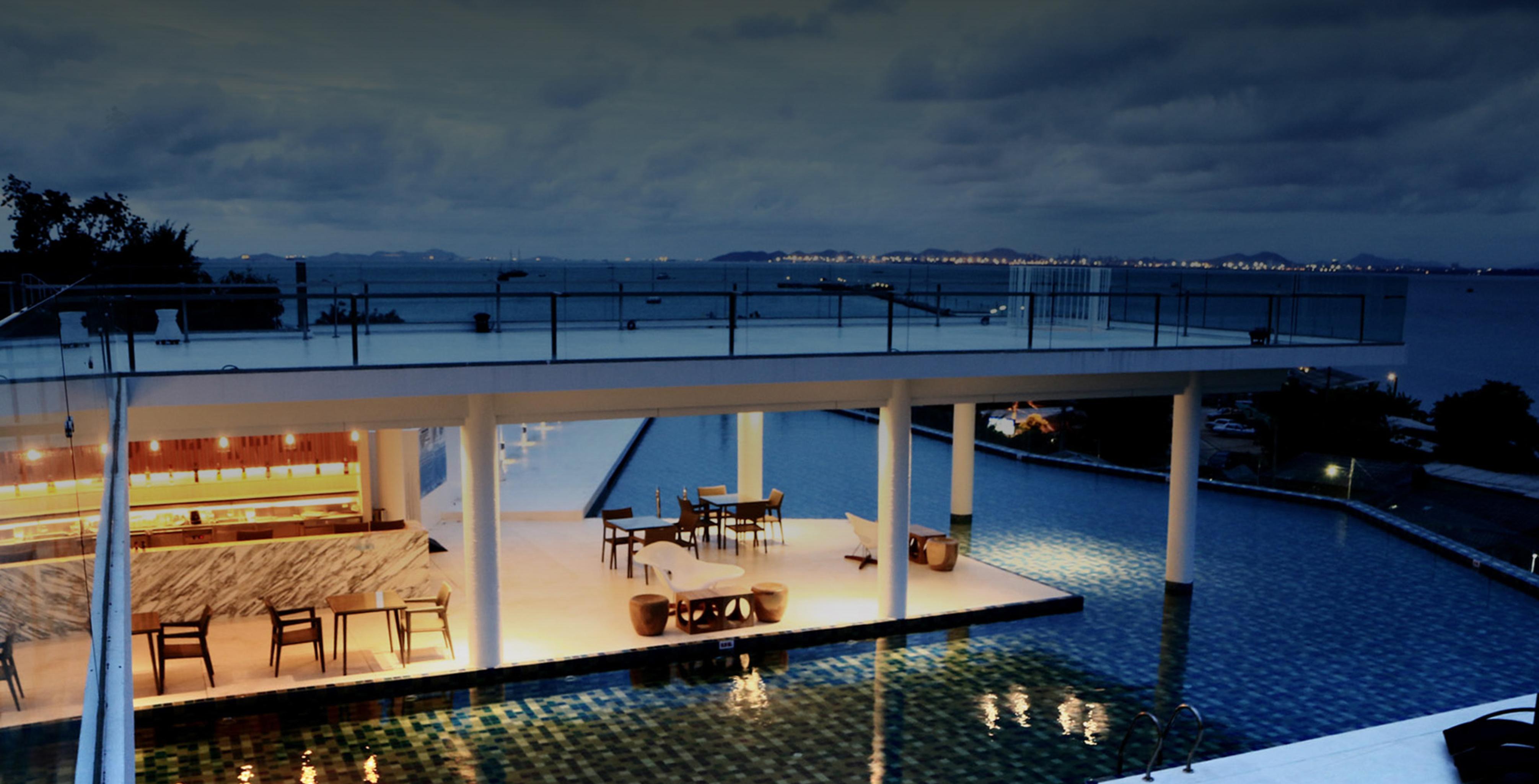 Tsix5 Hotel Паттая Екстер'єр фото
