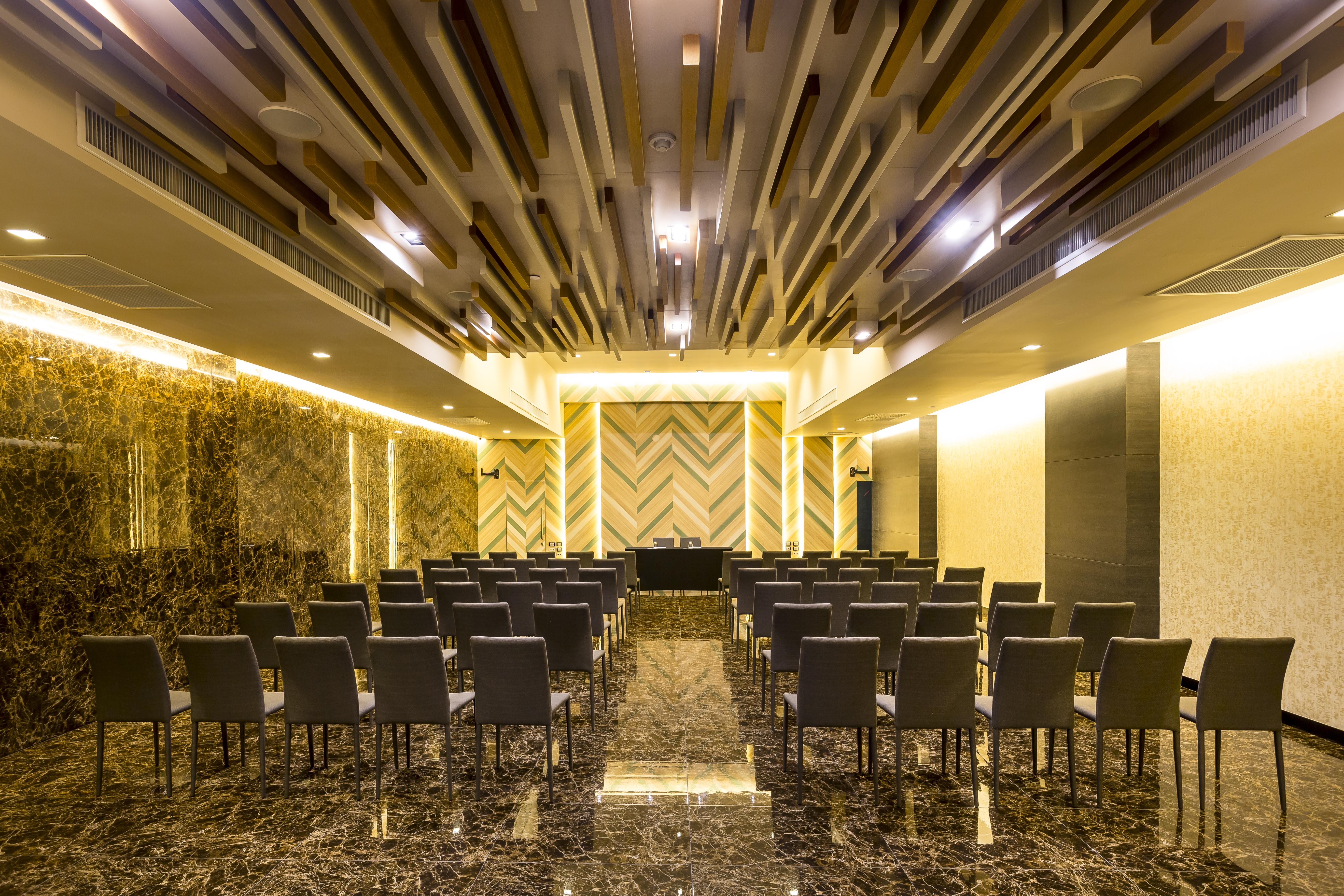 Tsix5 Hotel Паттая Екстер'єр фото