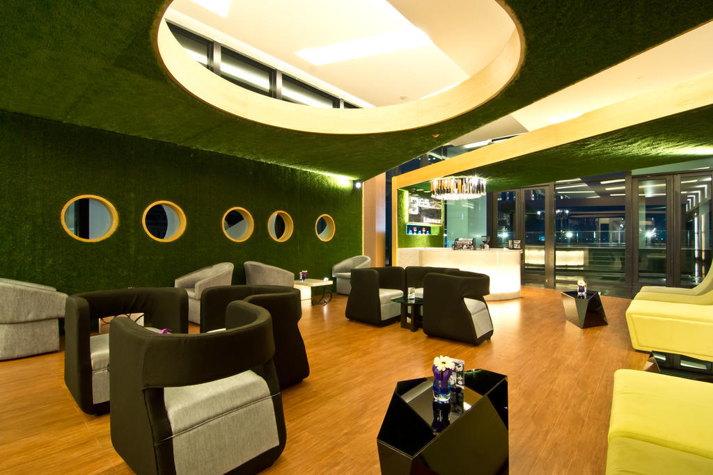 Tsix5 Hotel Паттая Екстер'єр фото