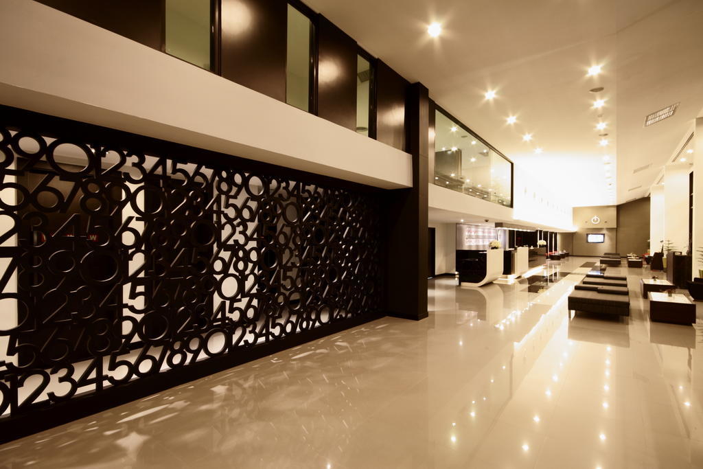 Tsix5 Hotel Паттая Екстер'єр фото