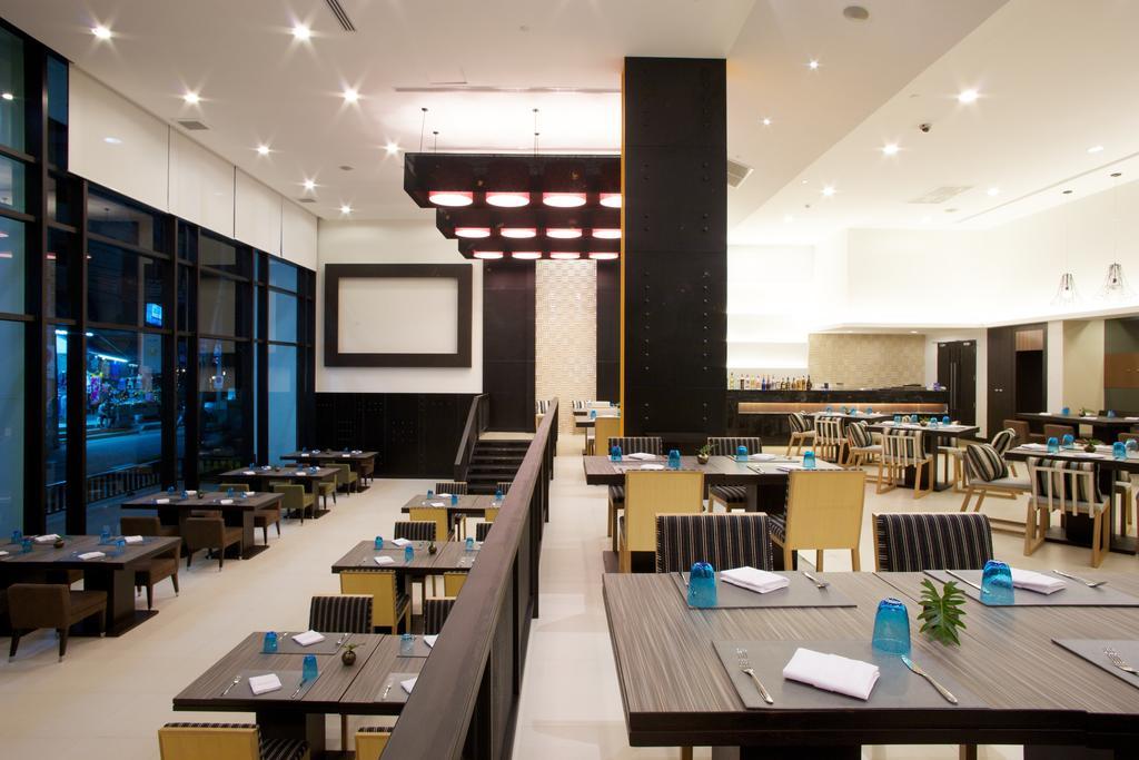 Tsix5 Hotel Паттая Екстер'єр фото