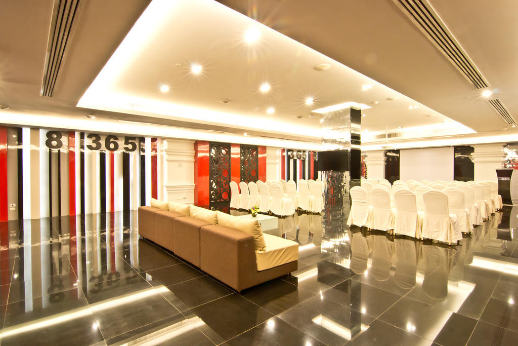 Tsix5 Hotel Паттая Екстер'єр фото